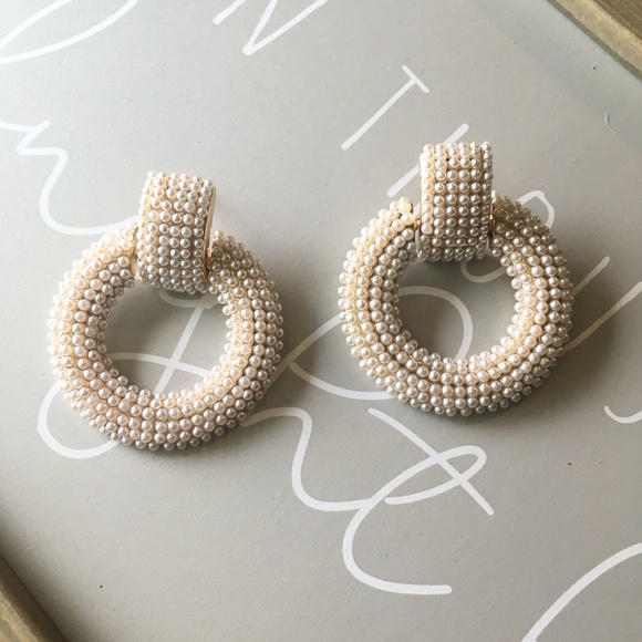 Cluster Pearl Retro Stud Gold Drop Hoop Earrings - Picture 4 of 8